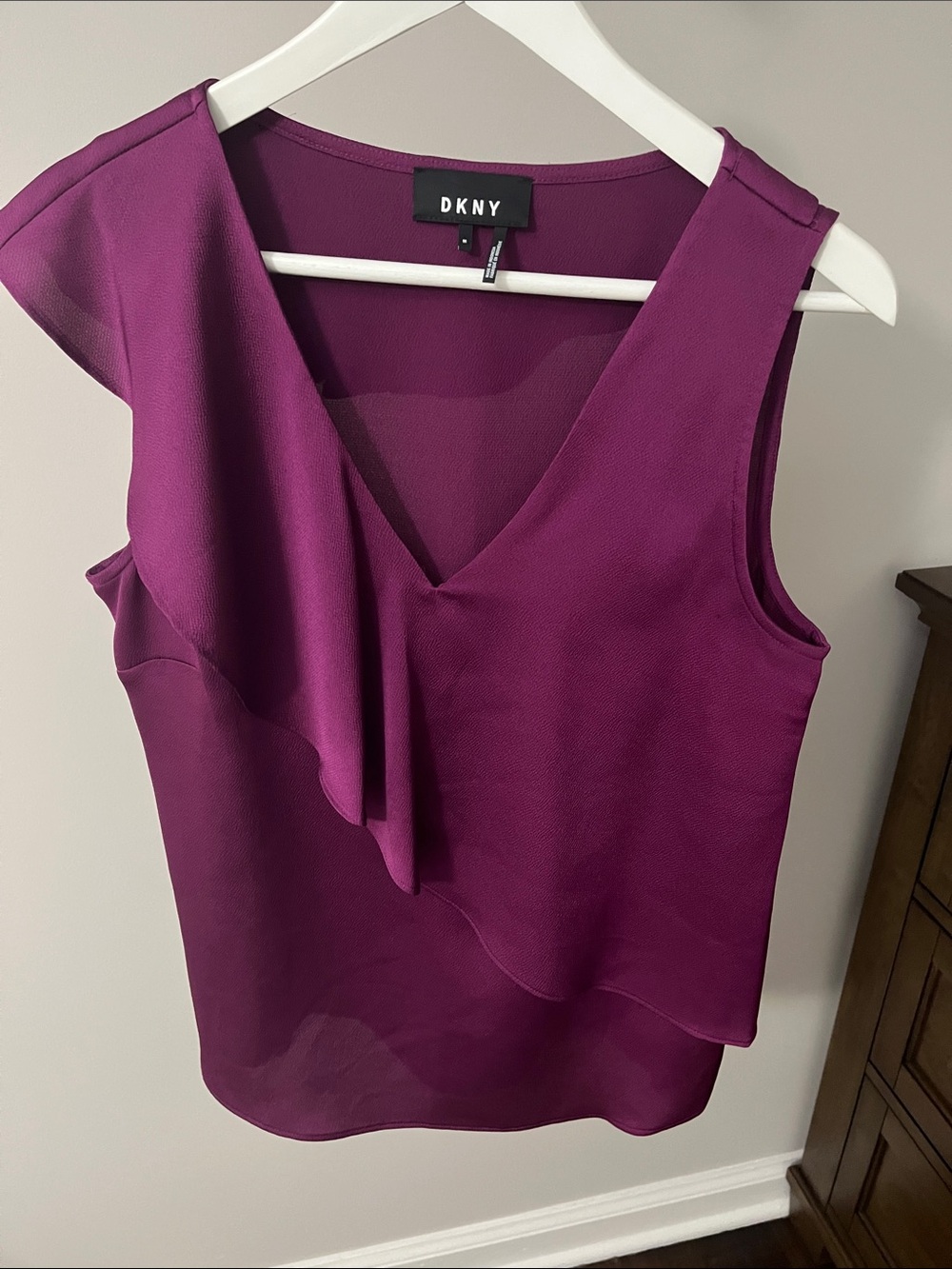 DKNY Magenta V-Neck Ruffle Sleeveless Camisole